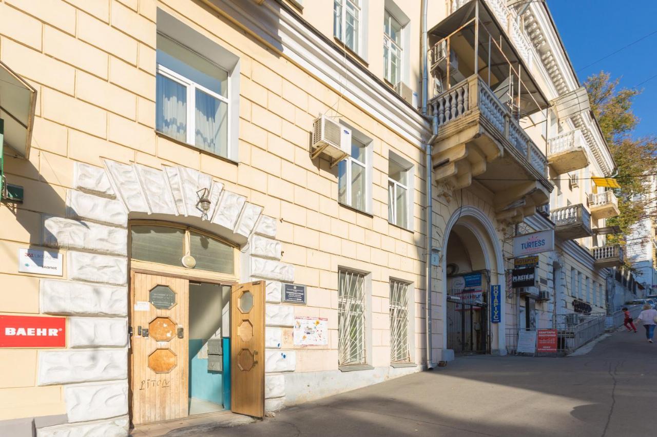 Central Area Apartments Киев Екстериор снимка