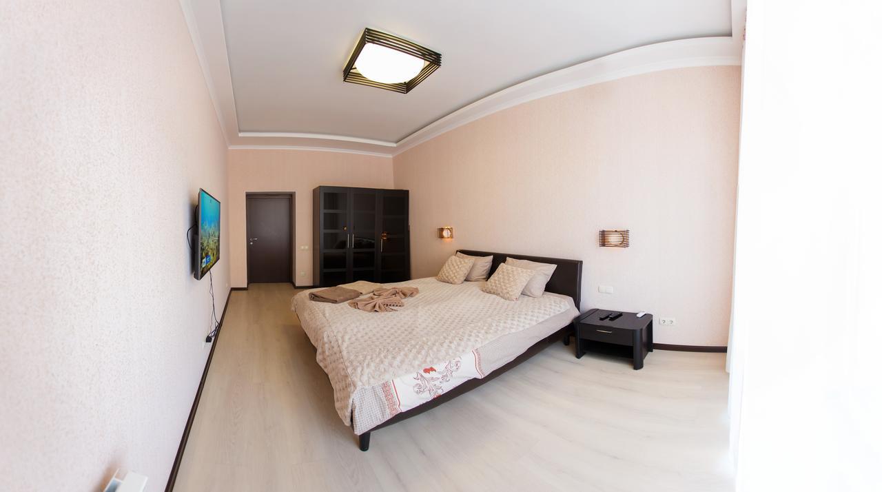 Central Area Apartments Киев Екстериор снимка