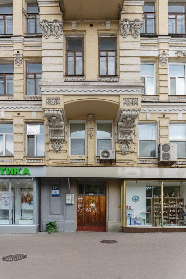 Central Area Apartments Киев Екстериор снимка