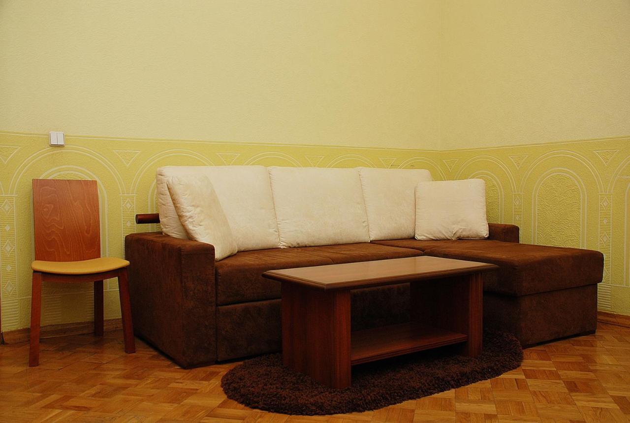 Central Area Apartments Киев Екстериор снимка