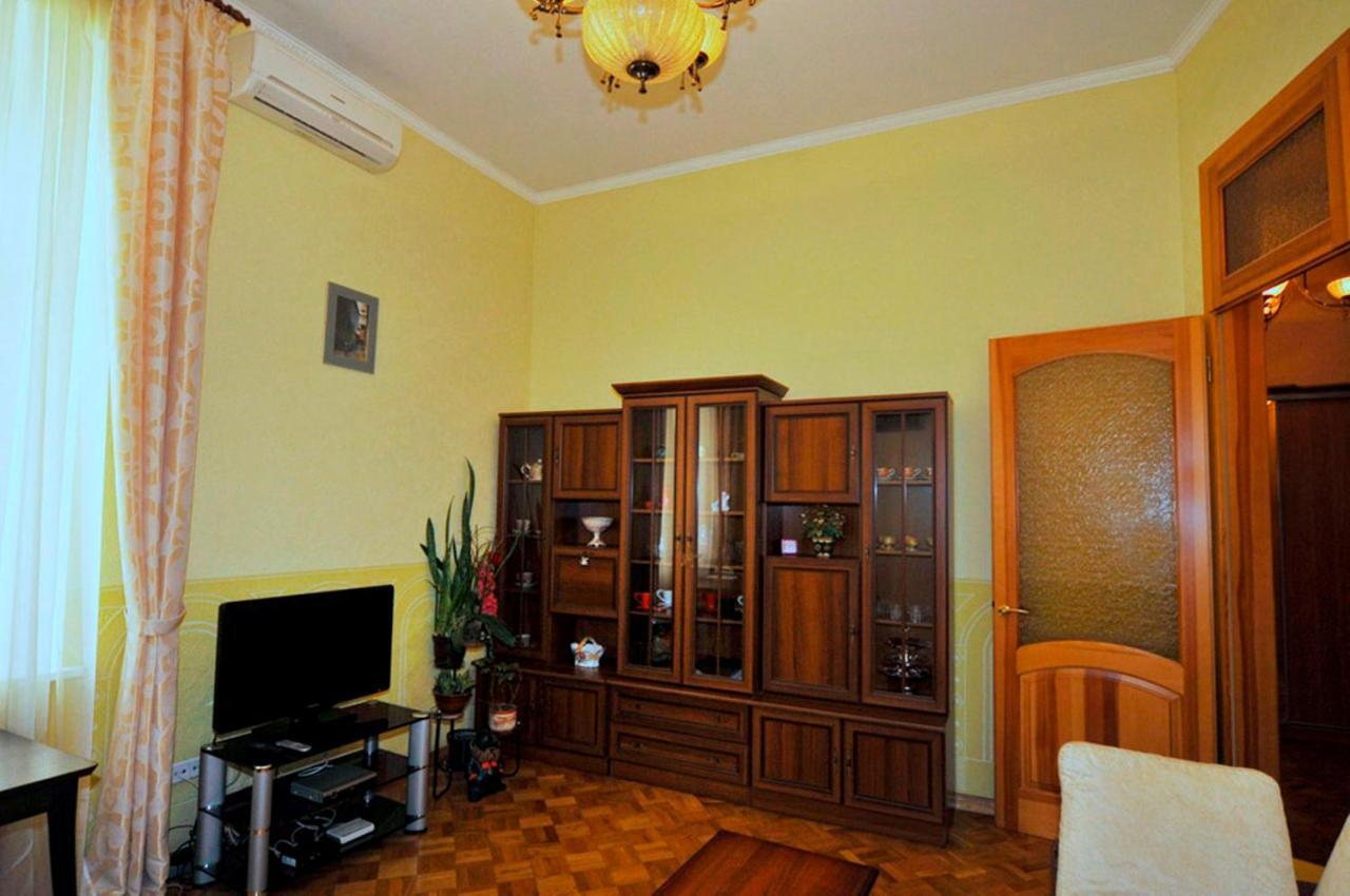 Central Area Apartments Киев Екстериор снимка