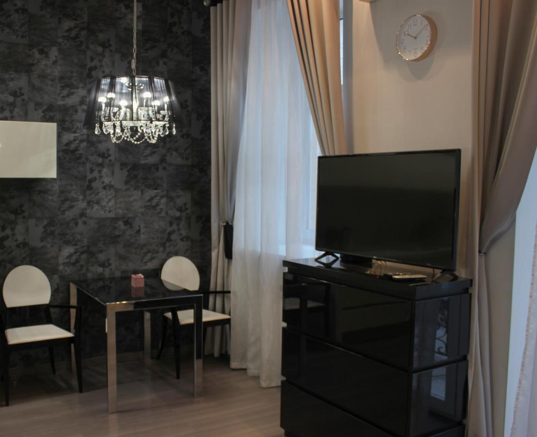 Central Area Apartments Киев Екстериор снимка